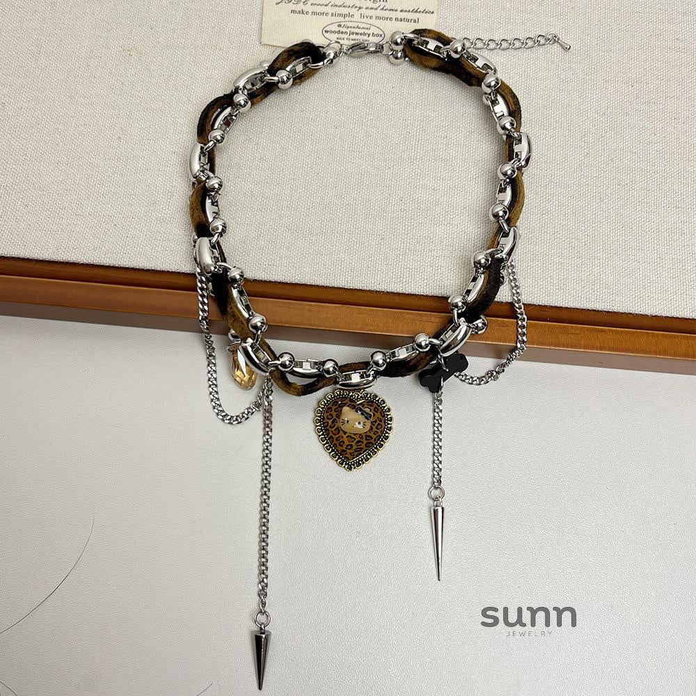 Baleigh Y2K Heart Cat Choker [HJ2Z1JXA]