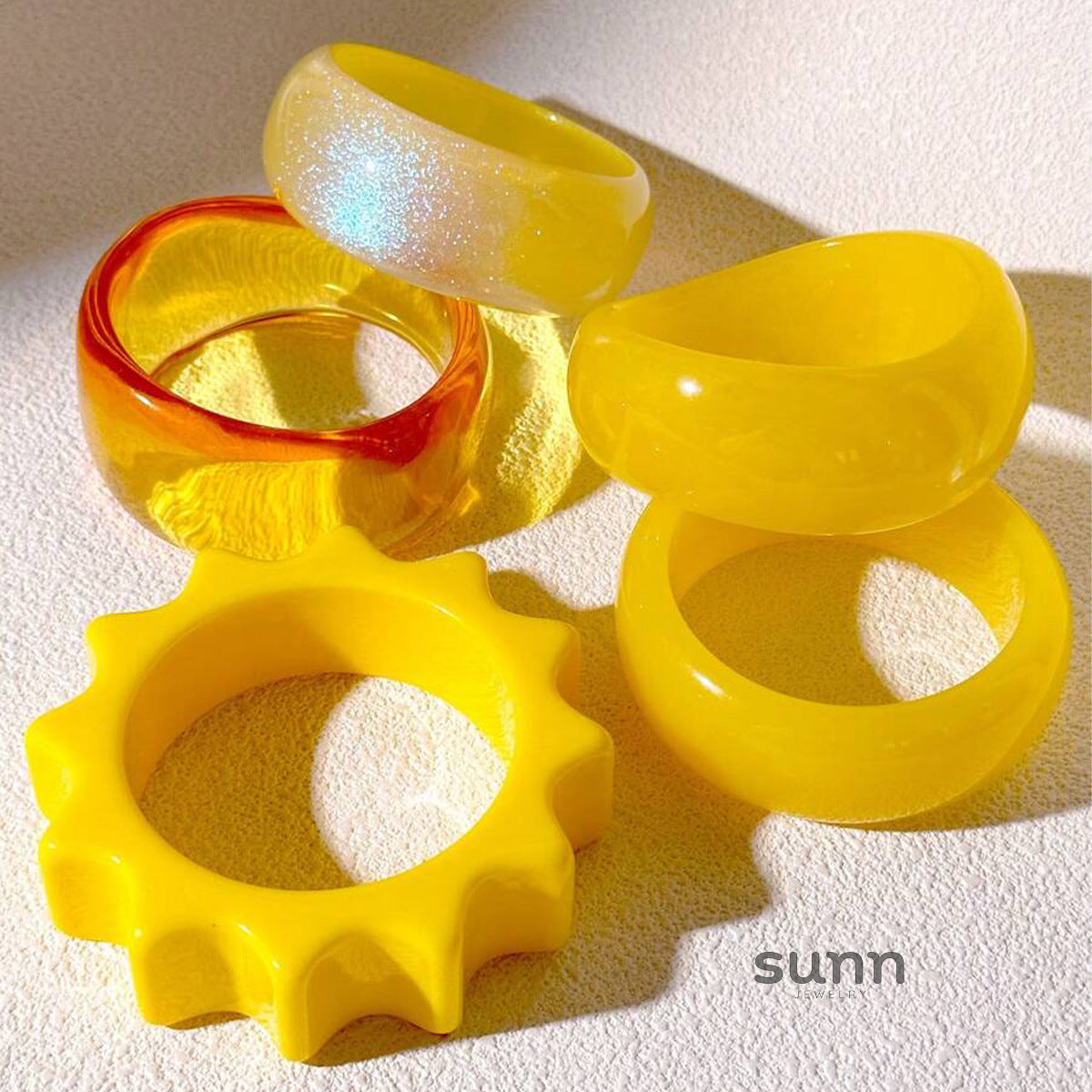 Bani Resin Wave Bracelet [FKBOMYHP]