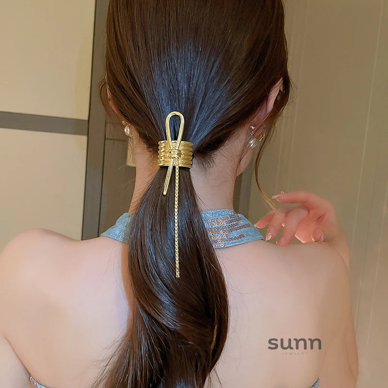 Baylee Minimalist Hair Clip