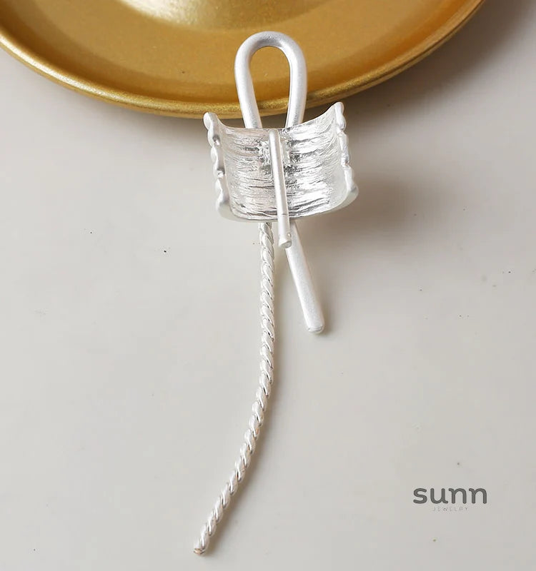 Baylee Minimalist Hair Clip