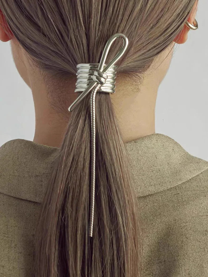 Baylee Minimalist Hair Clip