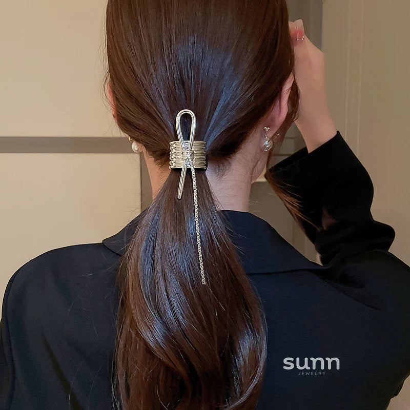 Baylee Minimalist Hair Clip