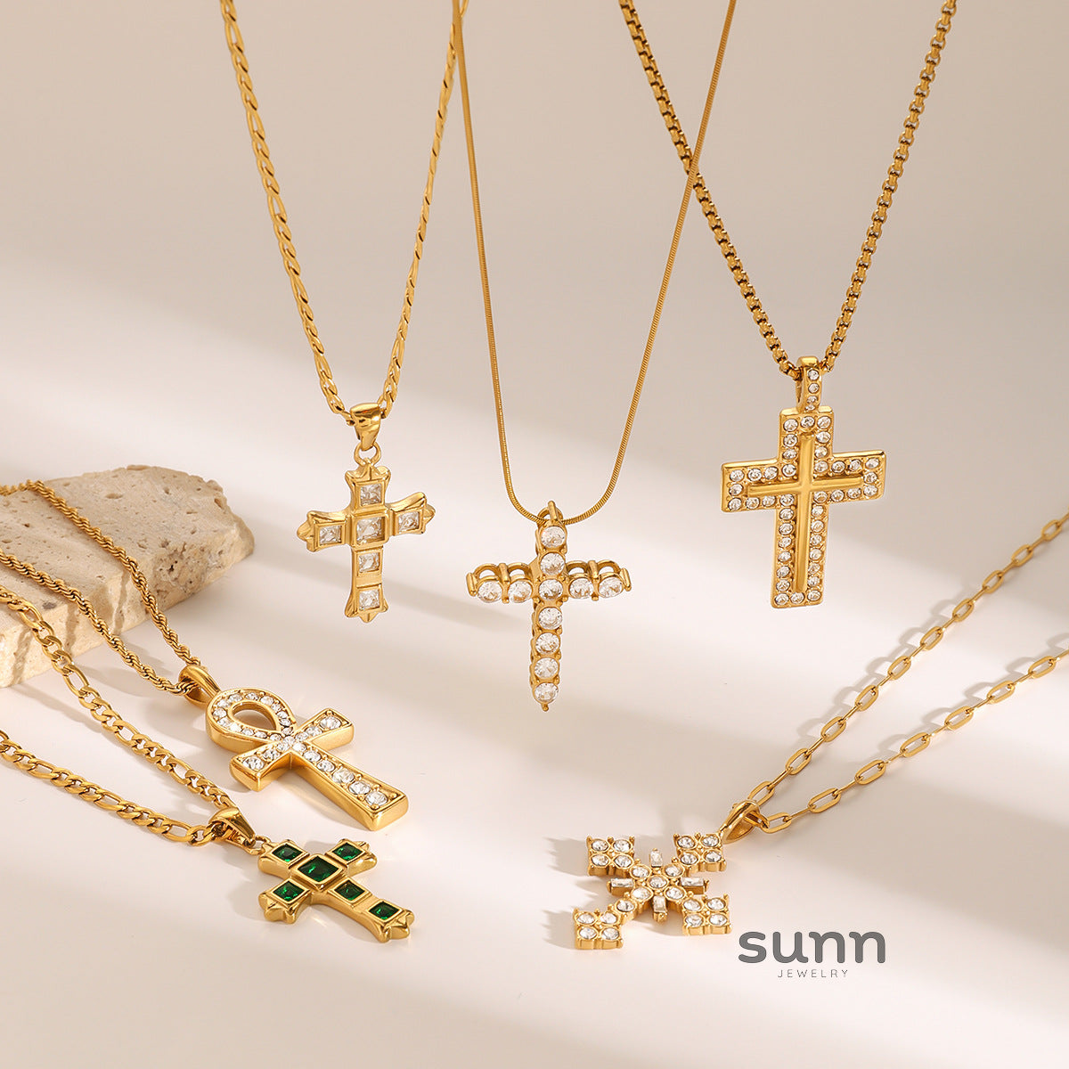 Baylei Zircon Cross Necklace [AMM02ODM]