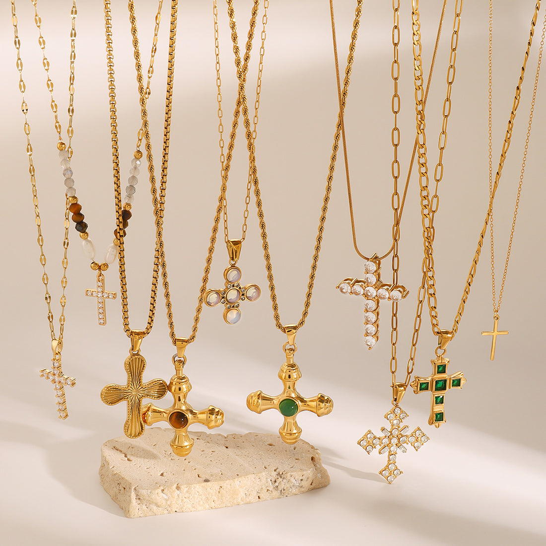 Baylei Zircon Cross Necklace [949WA55V]