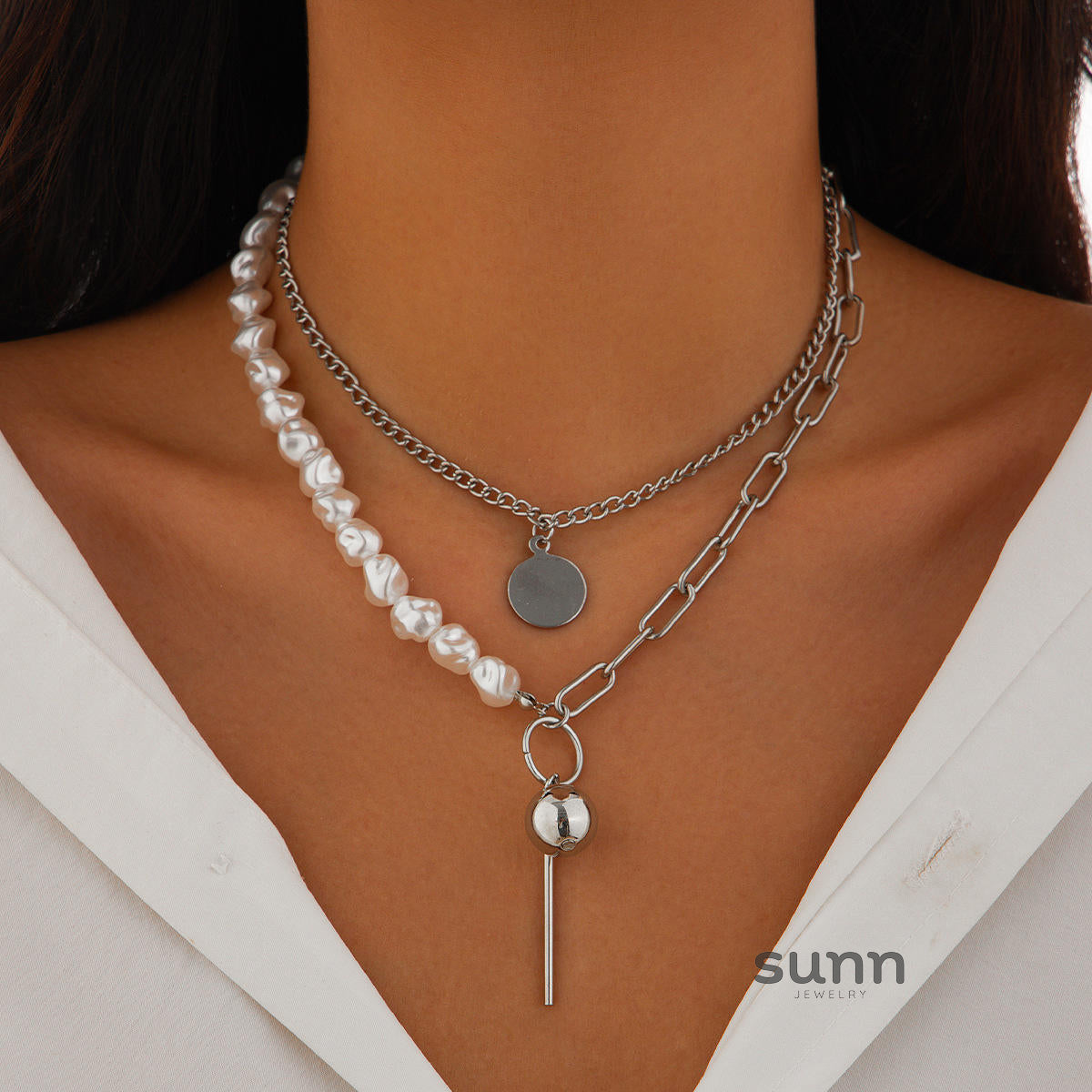 Bayley Layered Pearl Sequin Necklace [QLKVX60R]