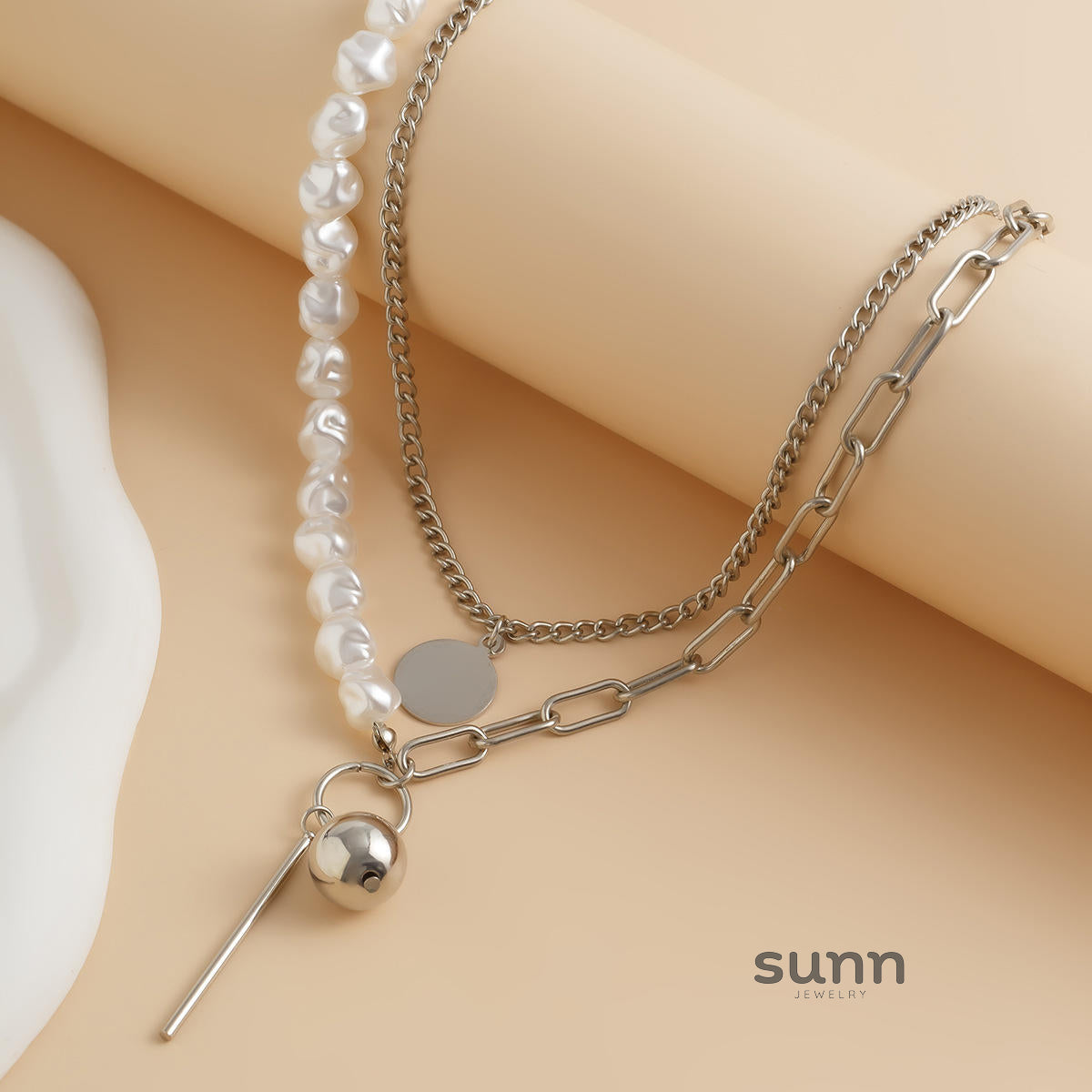 Bayley Layered Pearl Sequin Necklace [4HALNG7P]