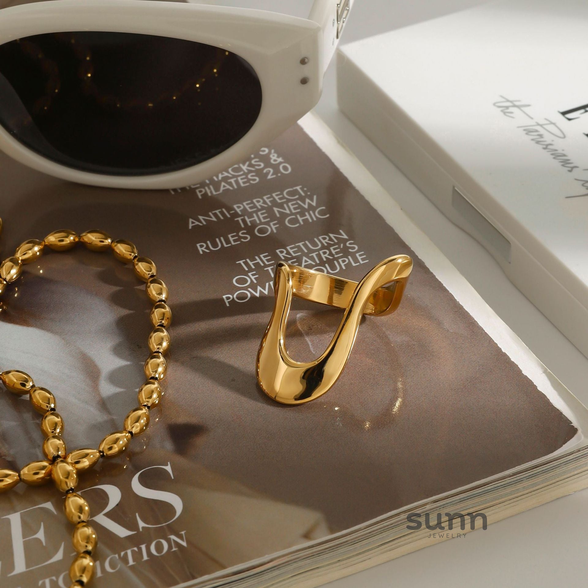 Beau Sleek Geometric Ring [5Q7IL2S5]