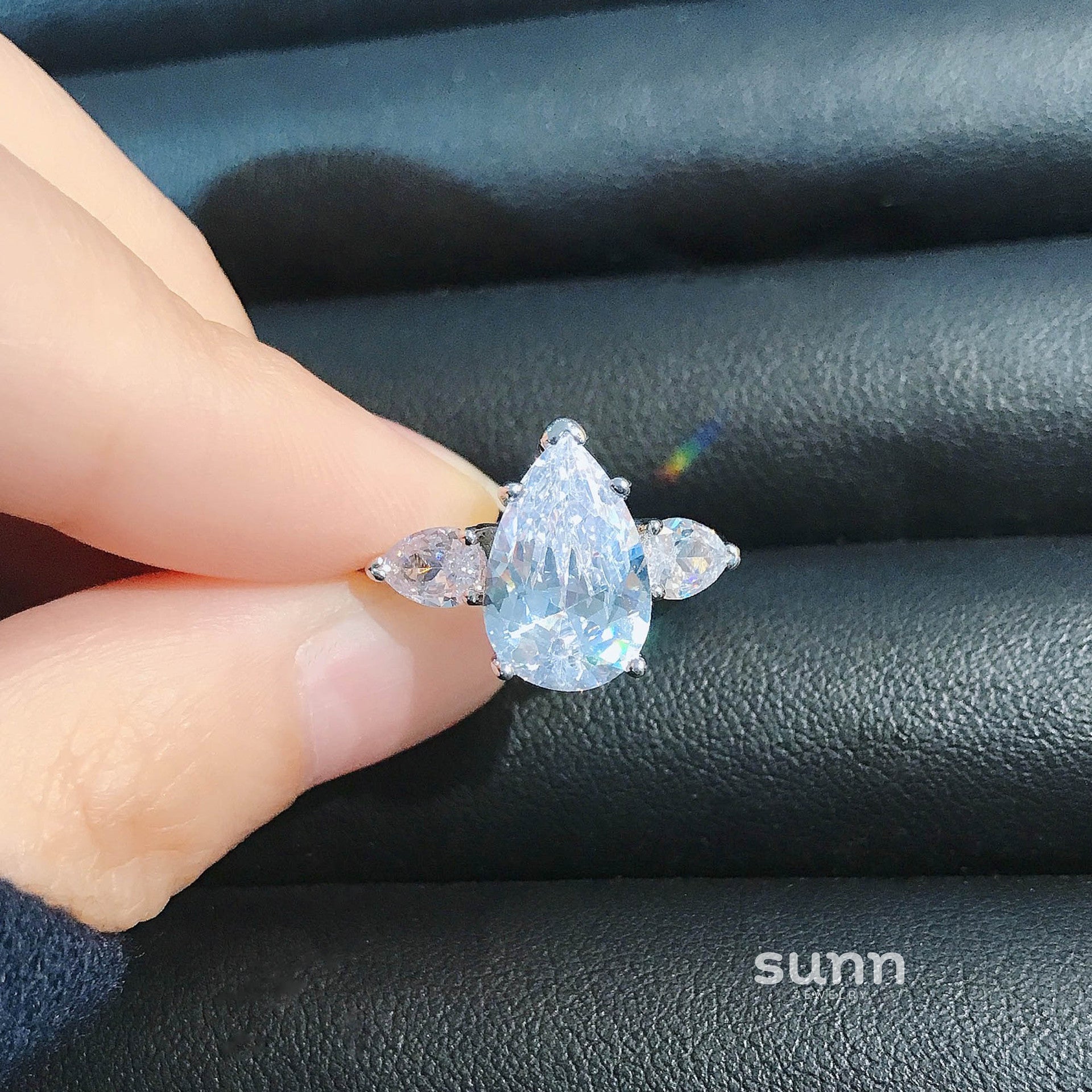 Beautiful Pear Halo Ring [6UYNN9S5]