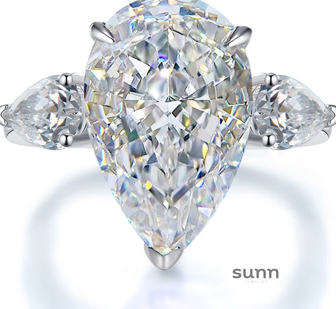Beautiful Pear Halo Ring [F0828900]