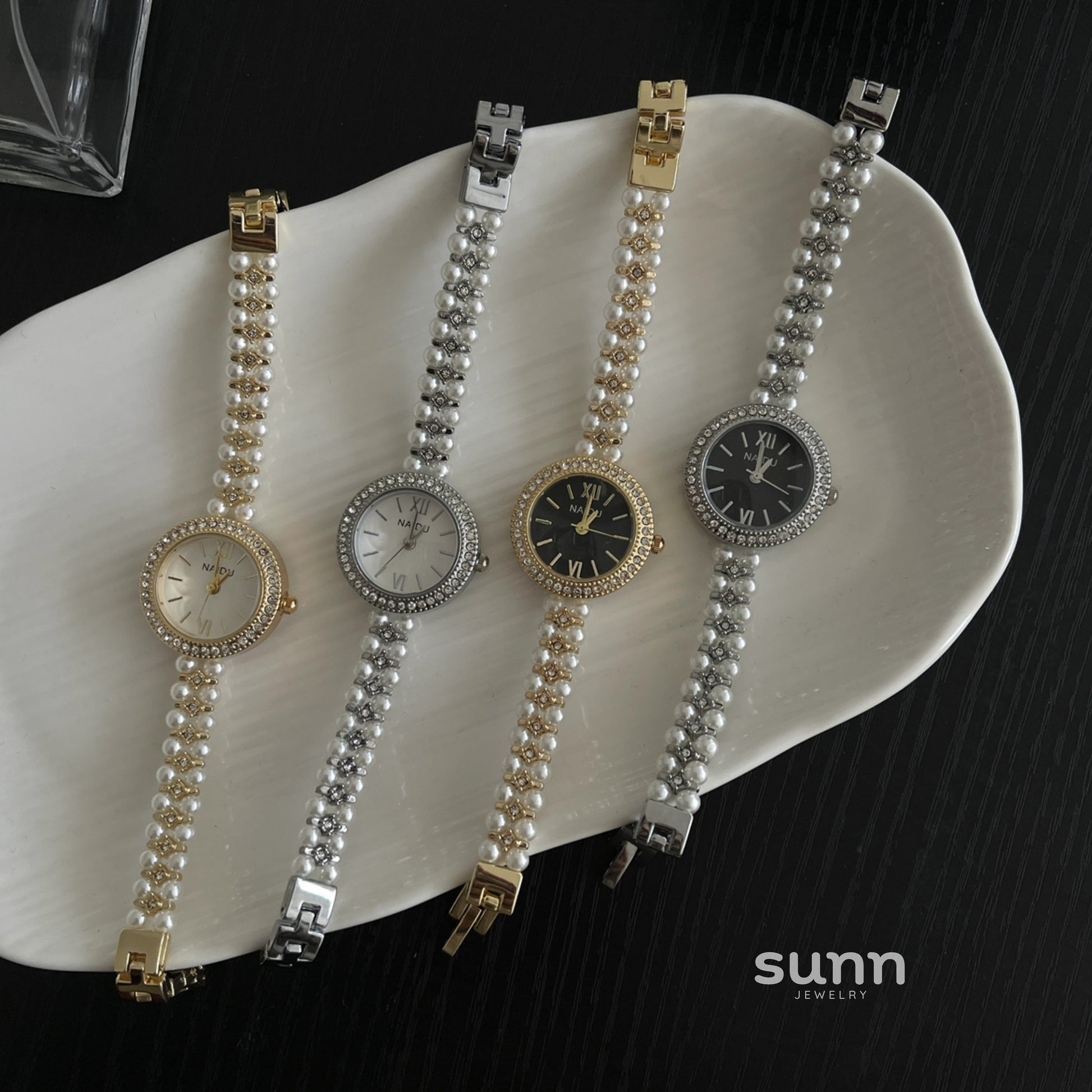 Beckett Starry Pearl Watch [HE84PYBK]