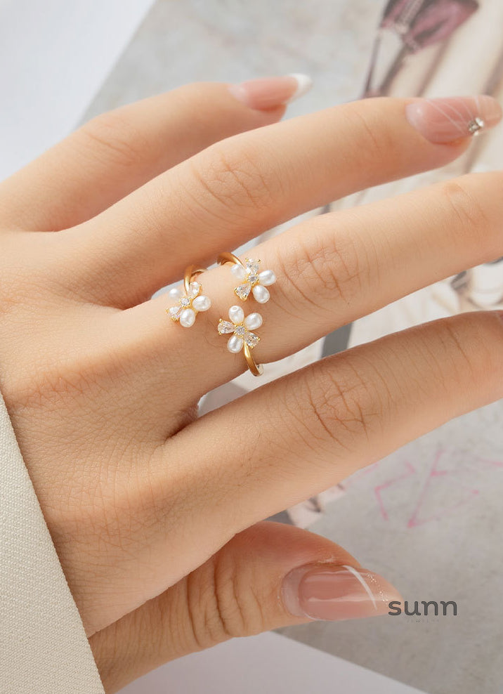 Becky Blossom Micro-Inlaid Ring [53RGTIIC]