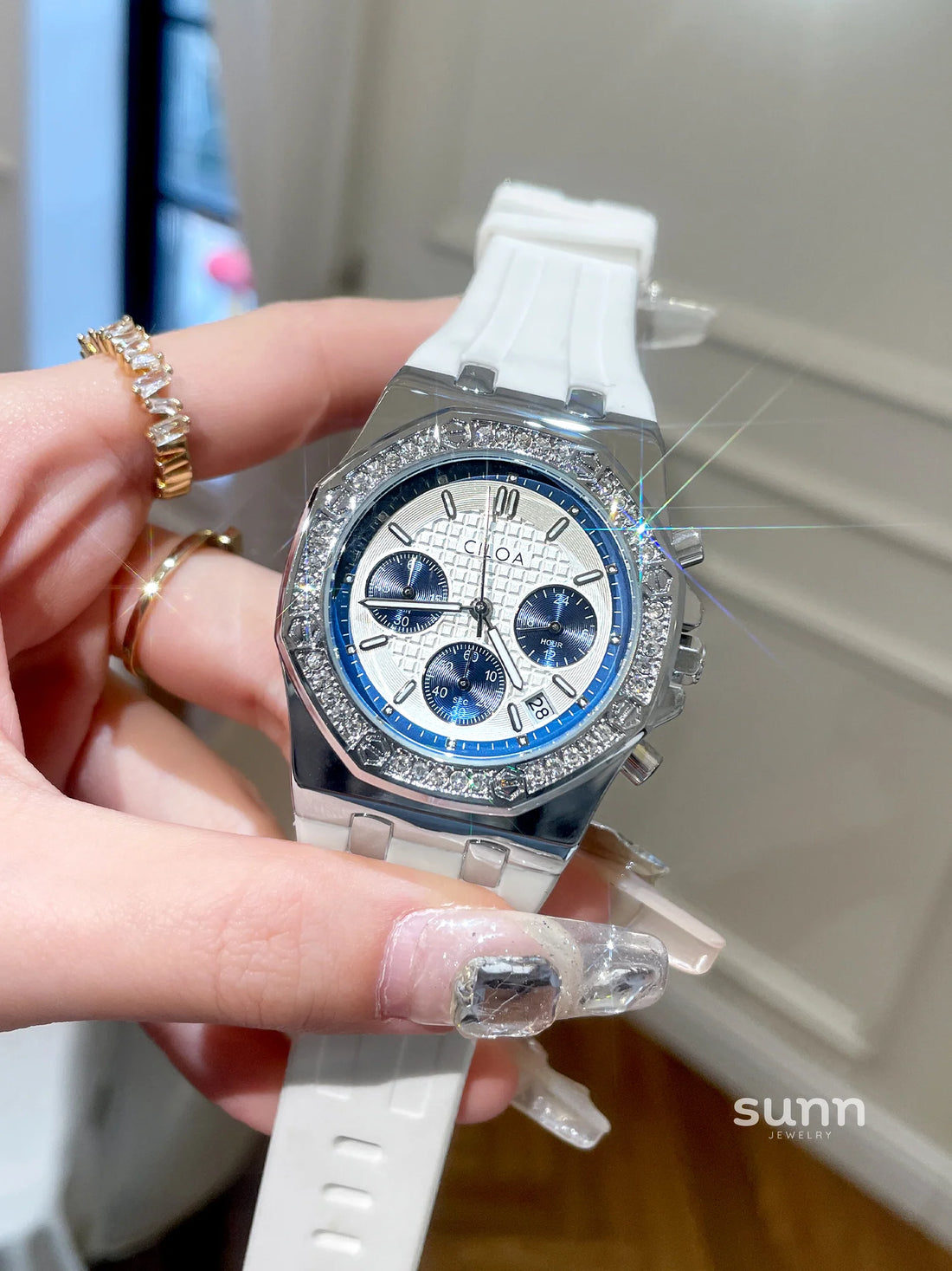 Becky Crystal Bezel Wristwatch