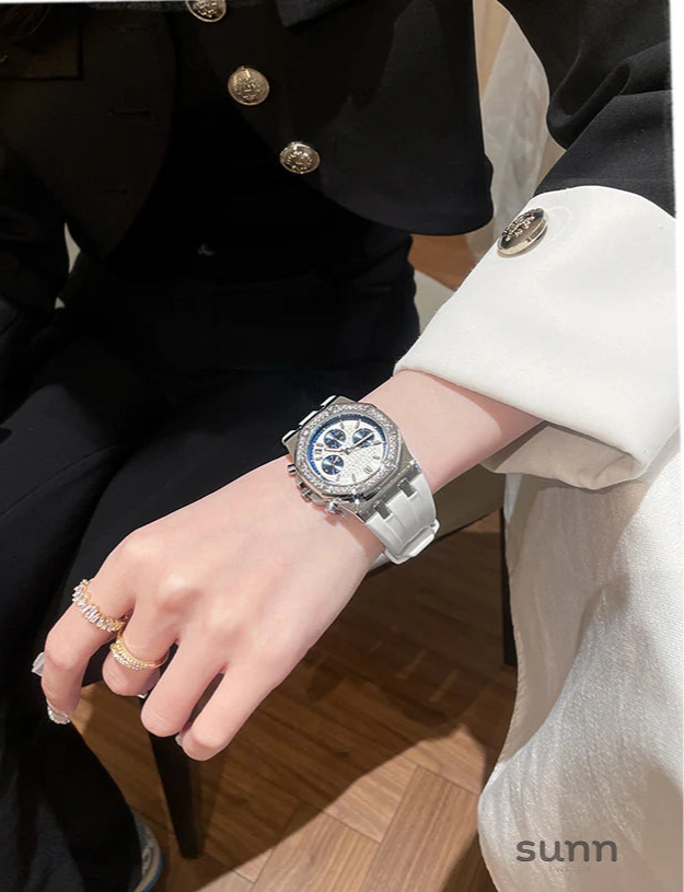 Becky Crystal Bezel Wristwatch