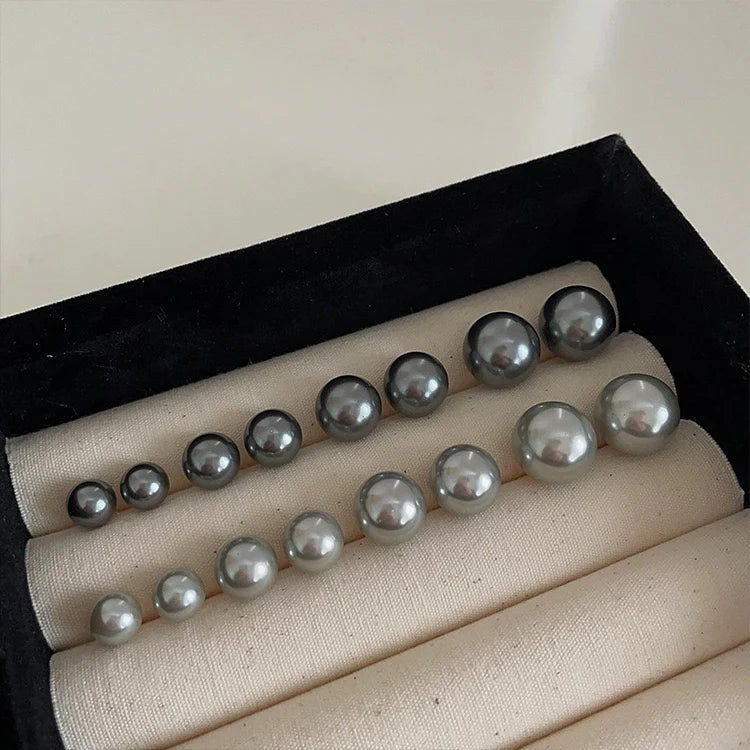 Belky Shimmer Pearl Studs