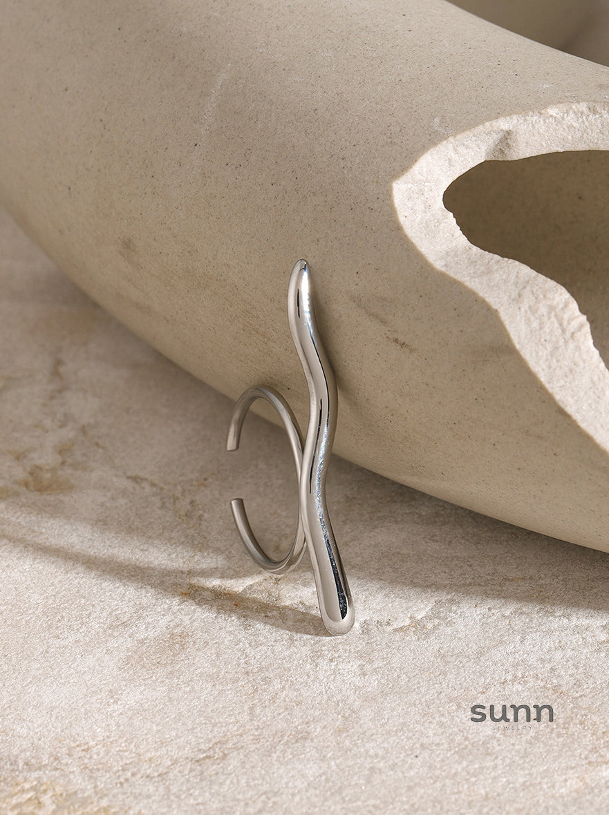 Bellah Ripple Open Ring [2CXR8G3U]