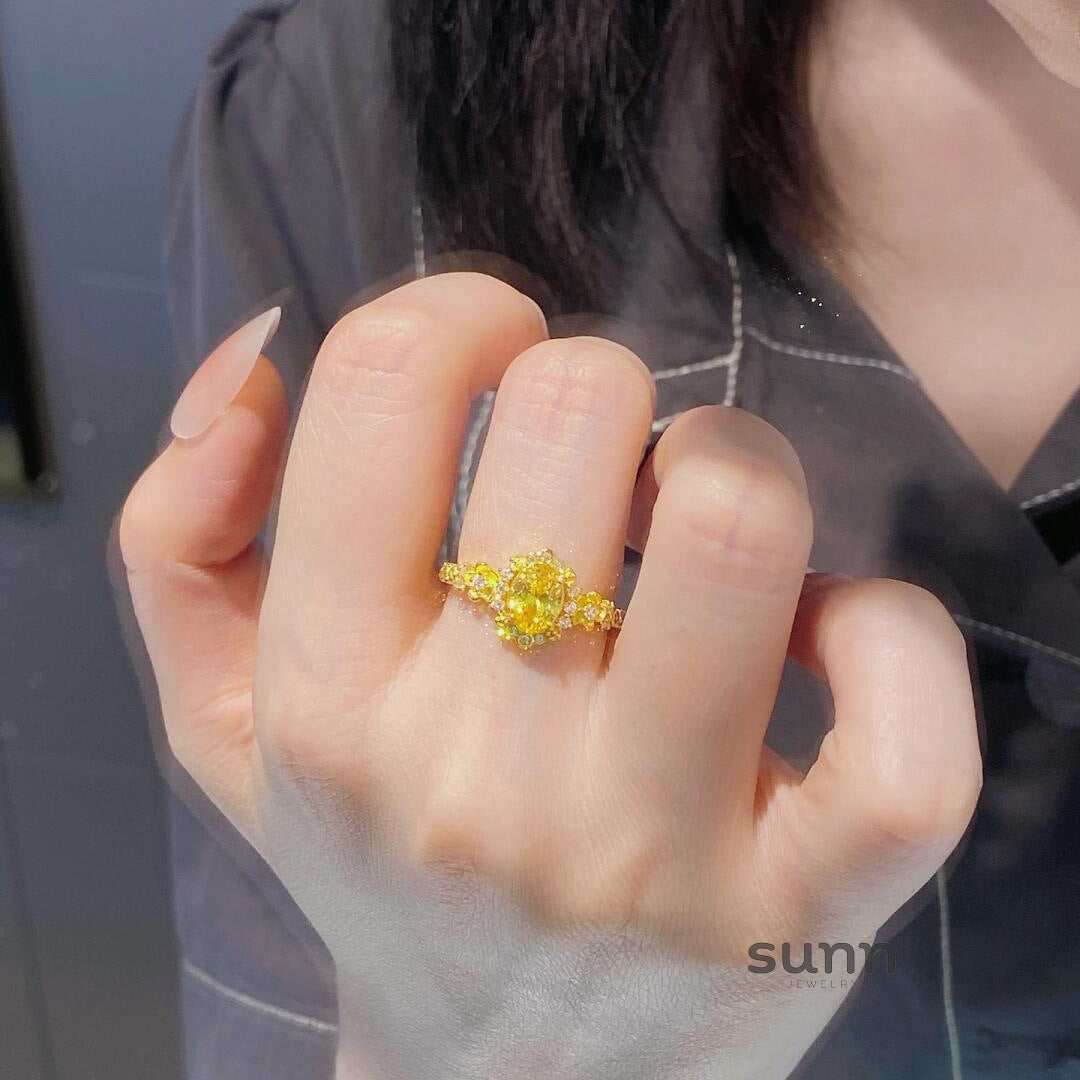 Bellami Luxe Oval Ring [U6QX79X5]