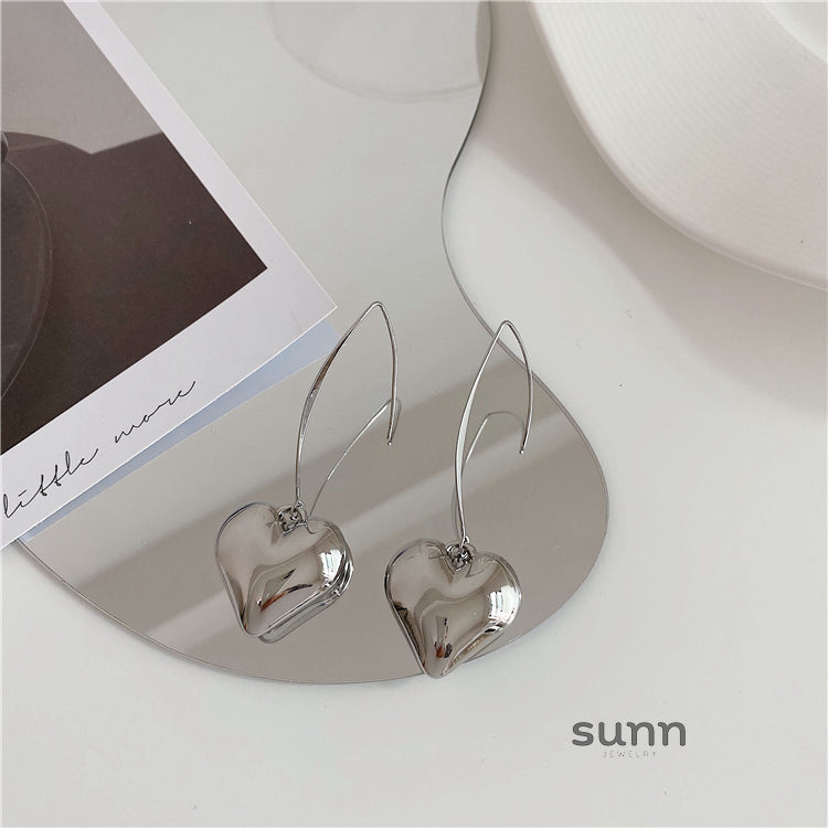 Bennett Molten Heart Earrings [XSOCWEG6]