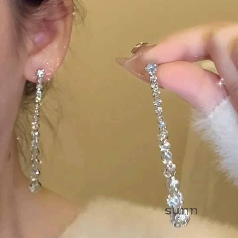 Berenice Sparkling Tassel Earrings