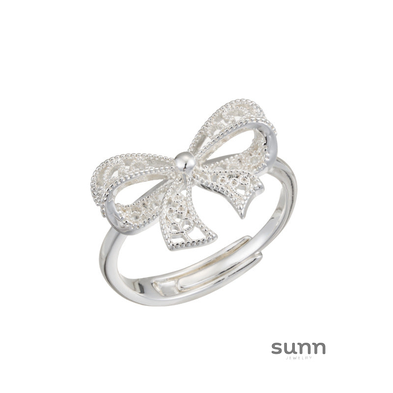 Berkleigh Dainty Bow Ring [7QL4IL31]