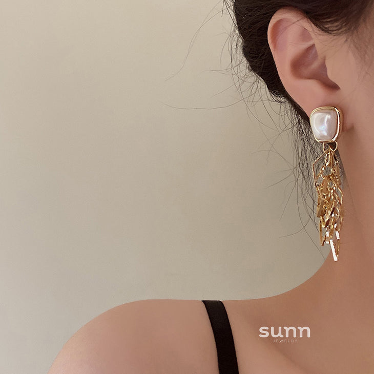 Berkleigh Opulent Pearl Earrings [IK0TJZAU]