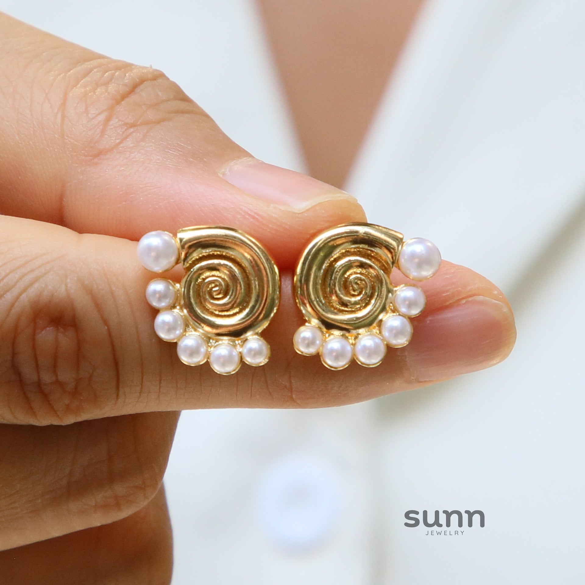 Bernice Ocean Shell Earrings [E7DY3WSO]