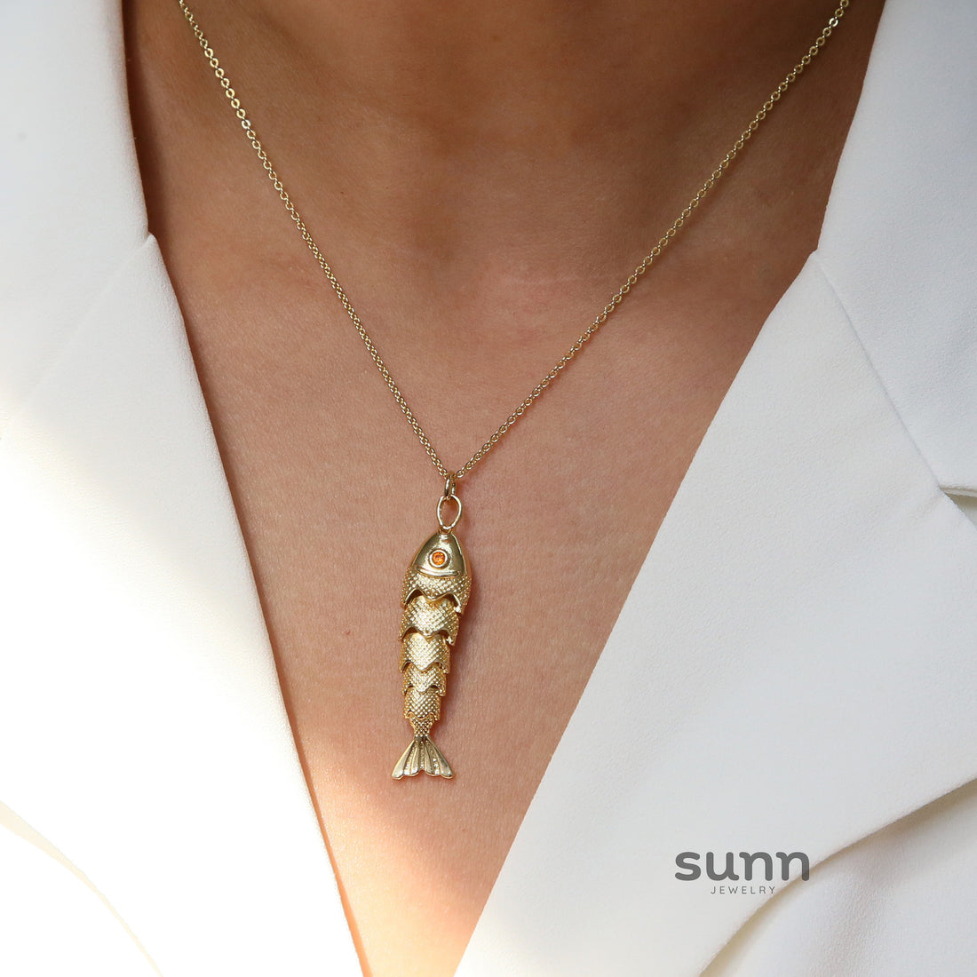 Betania Zircon Fish Necklace [FF0HBWF7]