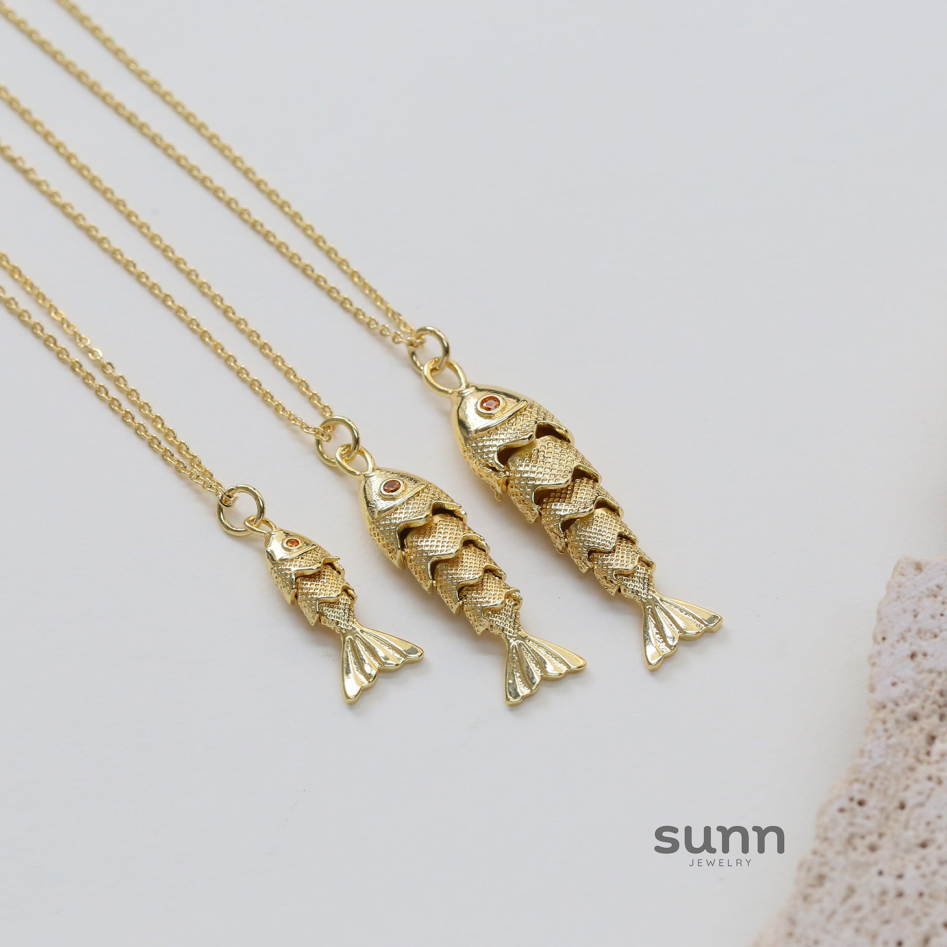 Betania Zircon Fish Necklace [PXCBSW1I]