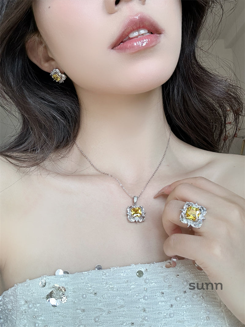 Bethanie Yellow Zircon Ensemble [UF8WD8F0]