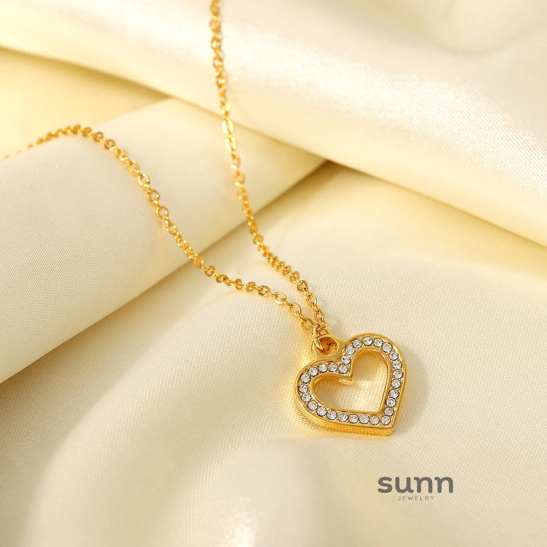 Beverly Zircon Heart Pendant Necklace