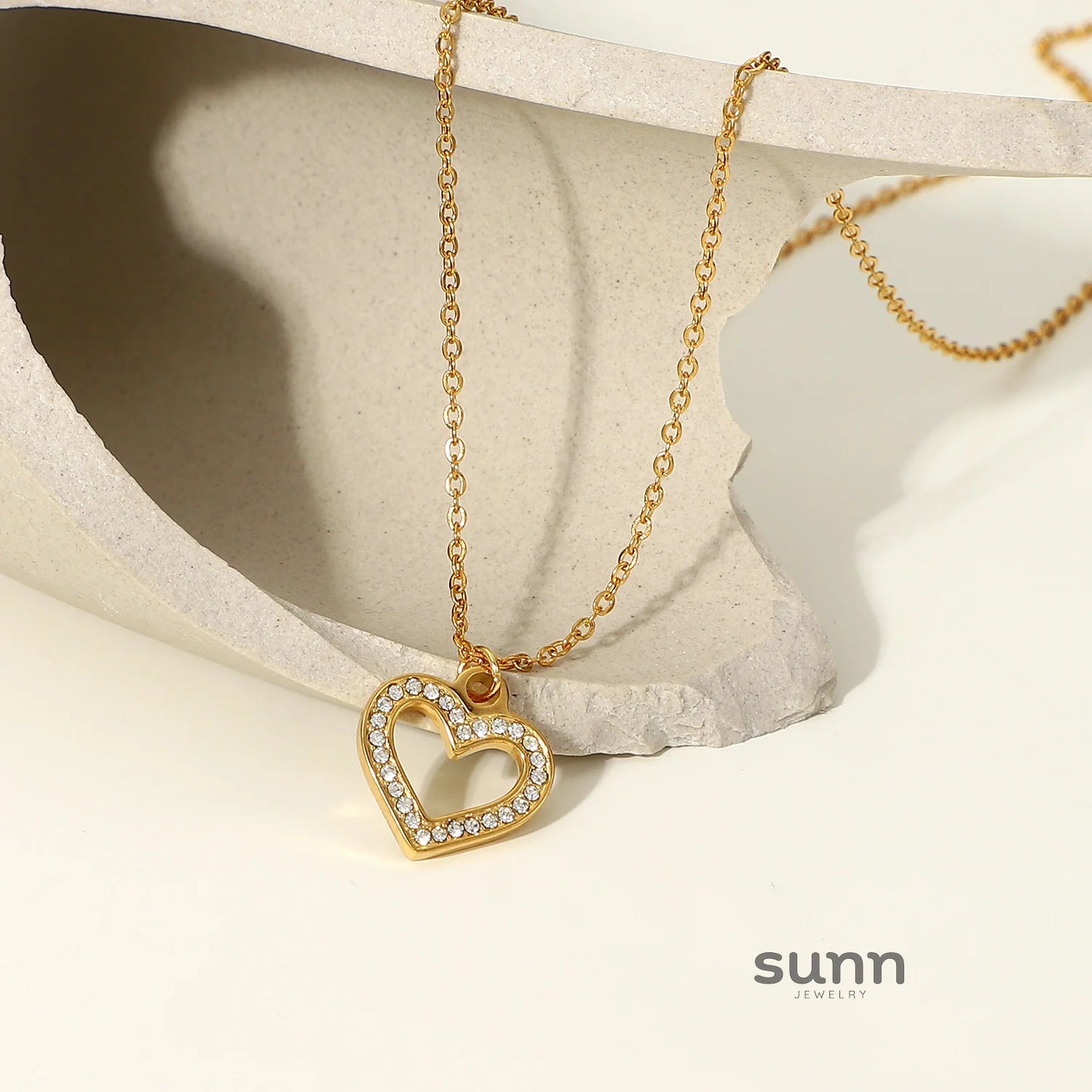 Beverly Zircon Heart Pendant Necklace