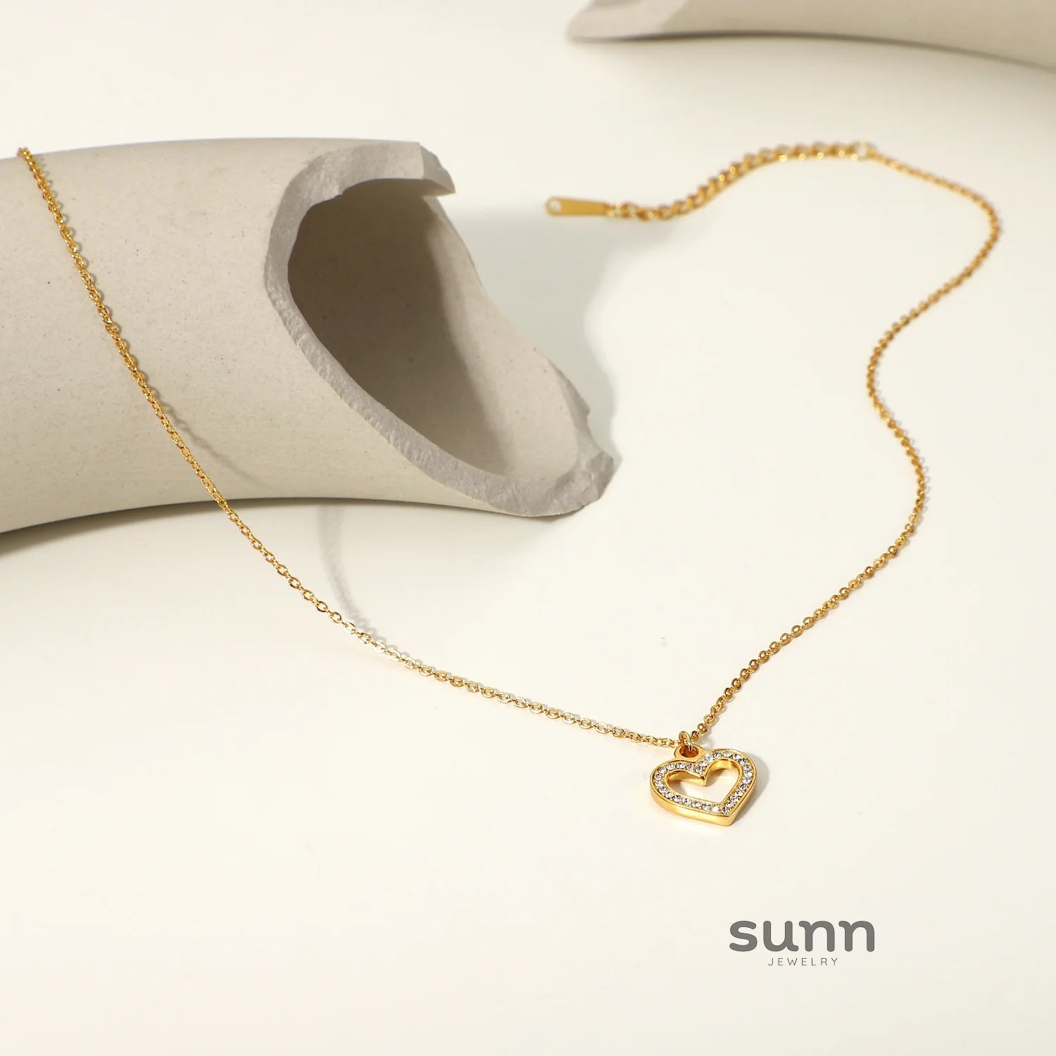 Beverly Zircon Heart Pendant Necklace