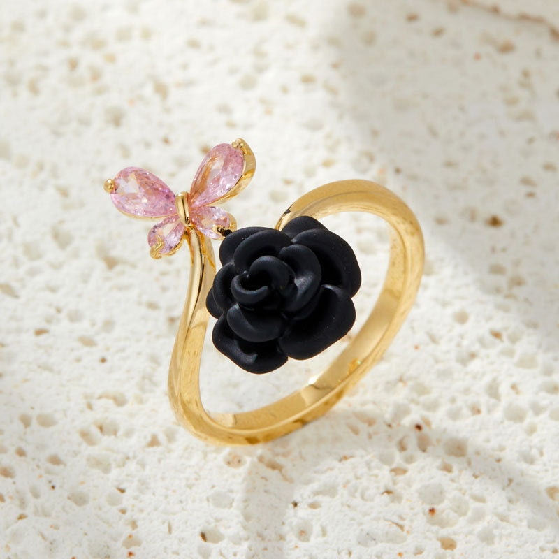 Bianka Cold Wind Butterfly Ring [HR7F5FMZ]
