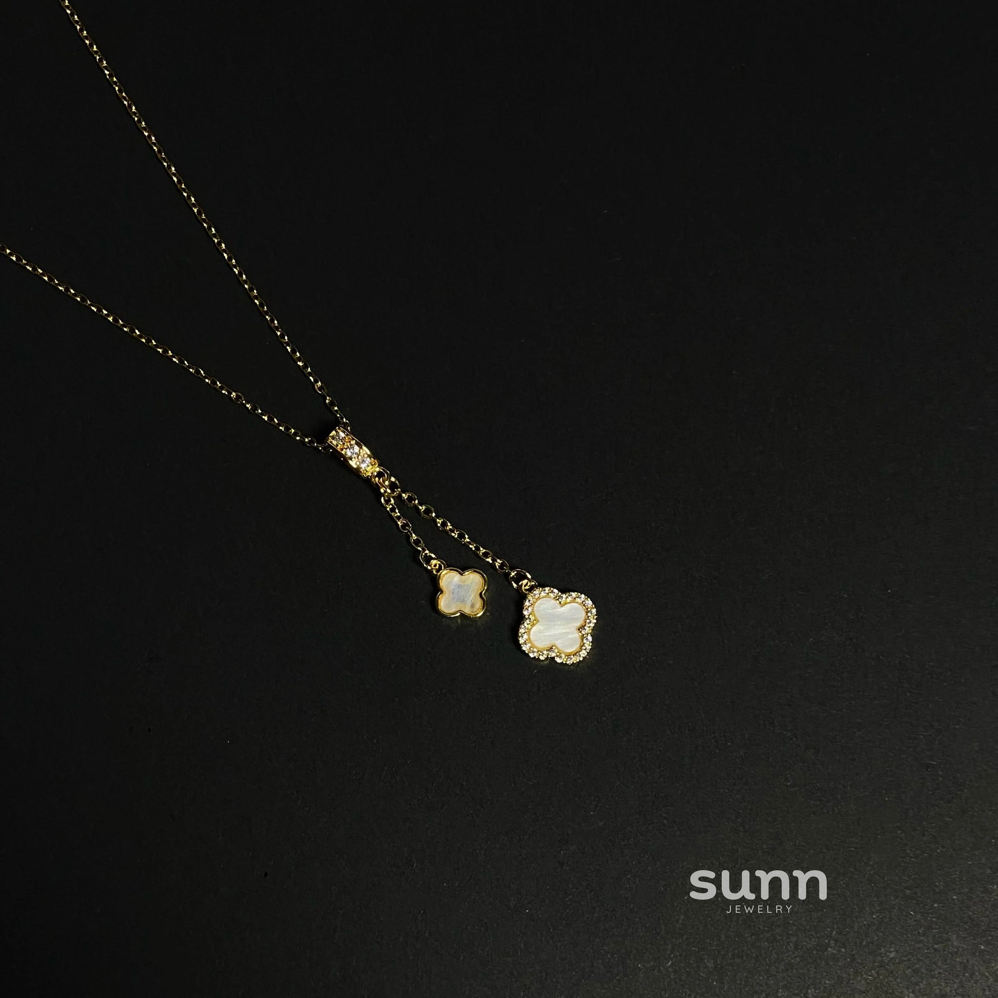 Birdie Mother-of-Pearl Clover Necklace