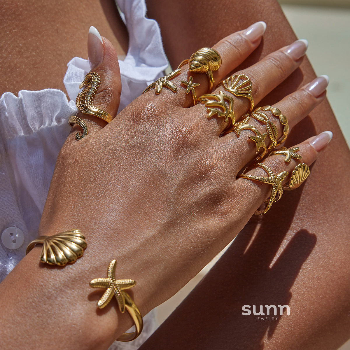 Blakelynn Marine Shell Ring [3MKGIY9L]