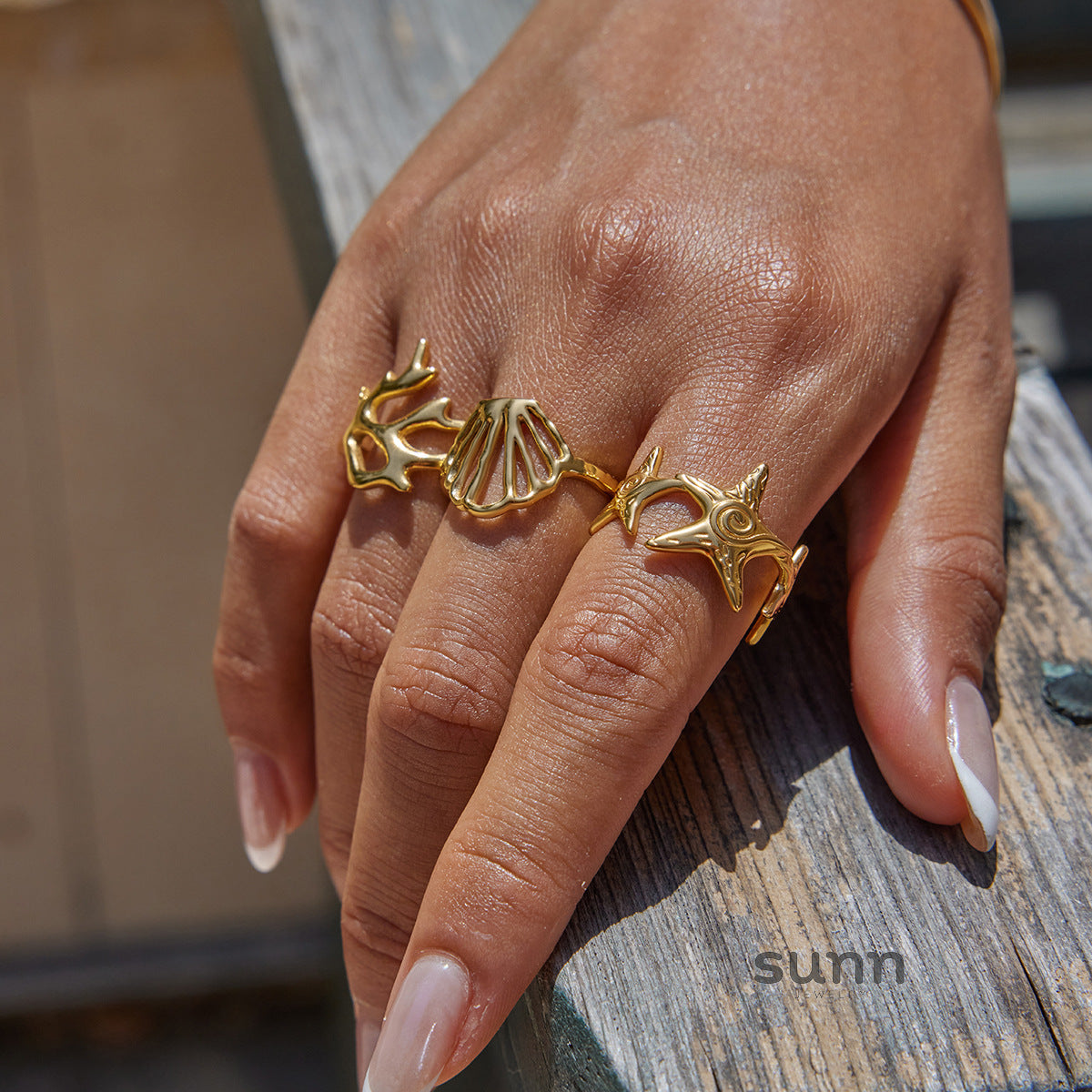 Blakelynn Marine Shell Ring [8N2W6ZBH]