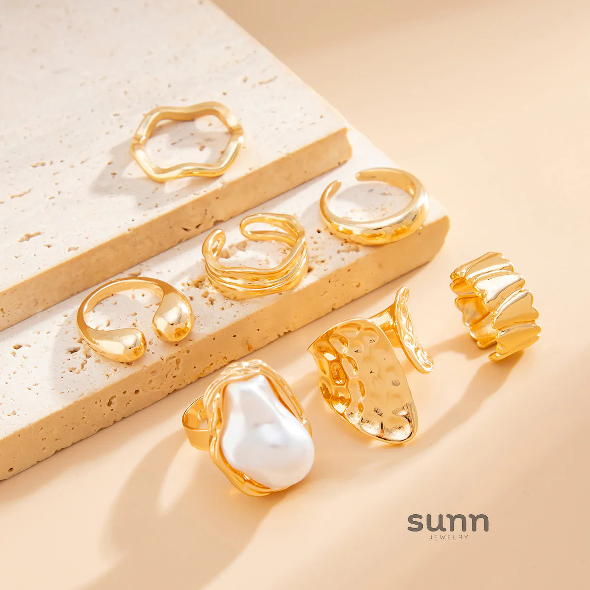 Blayklee Pearl Wave Ring Set
