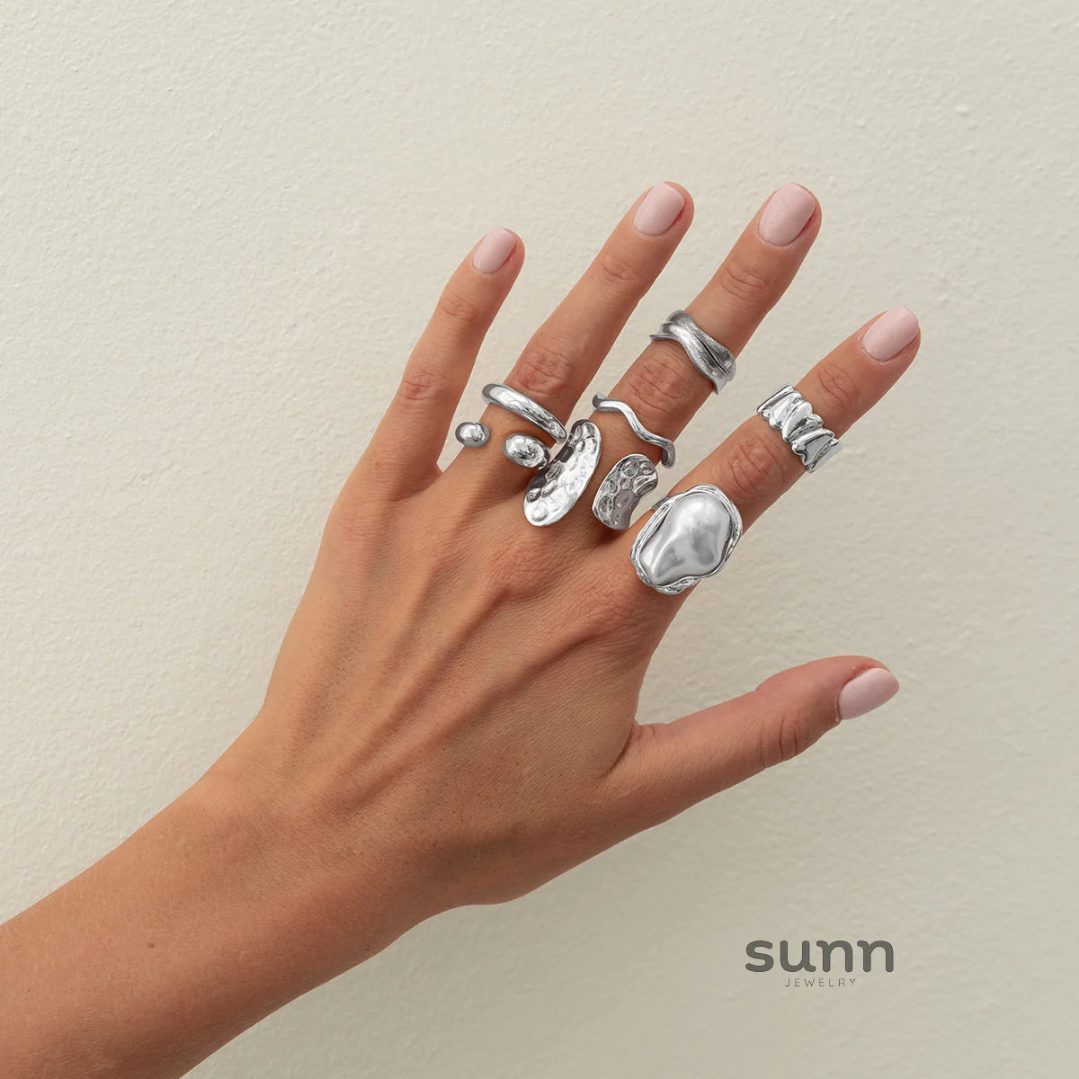 Blayklee Pearl Wave Ring Set