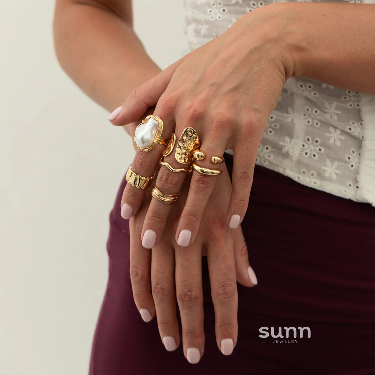 Blayklee Pearl Wave Ring Set