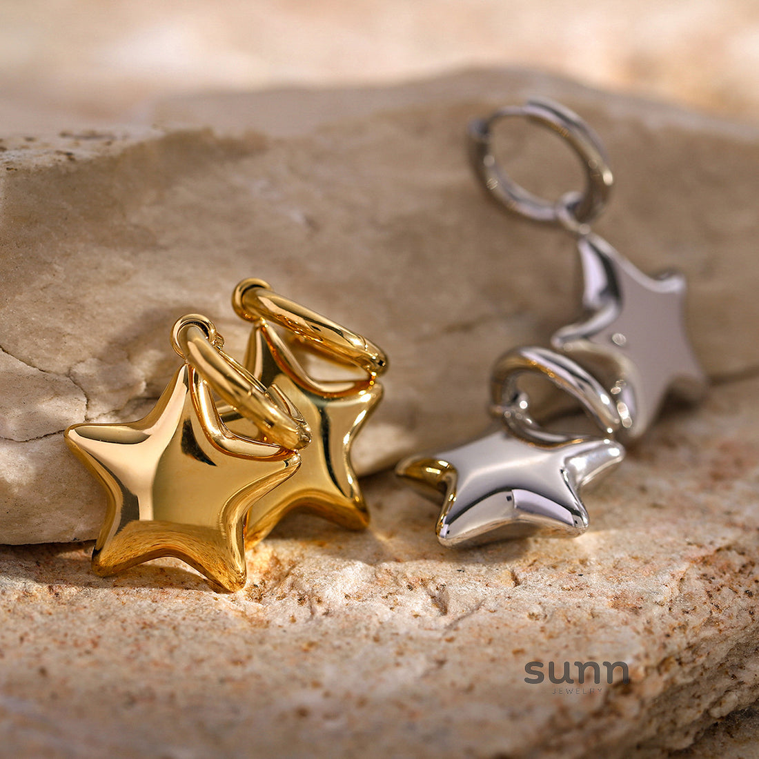 Blessin Gold Star Stud Earrings [QV6NFFKG]