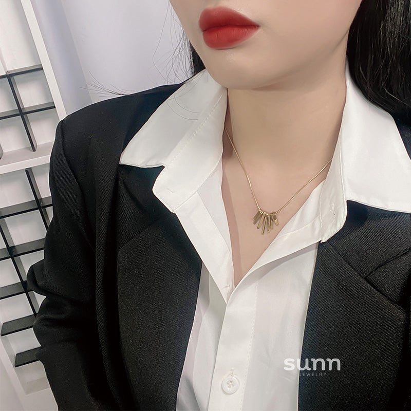 Blessing Fan Shell Necklace [YNFNA3BM]