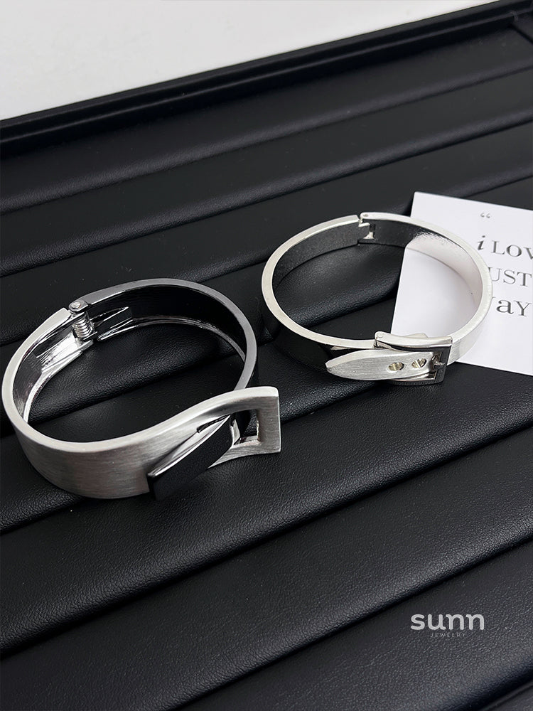 Blossom Two-Tone Matte Bracelet