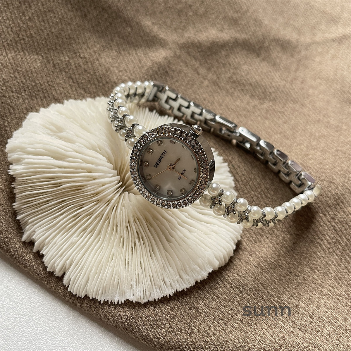 Bonnie Pearl Bracelet Watch [8VBJ84TE]