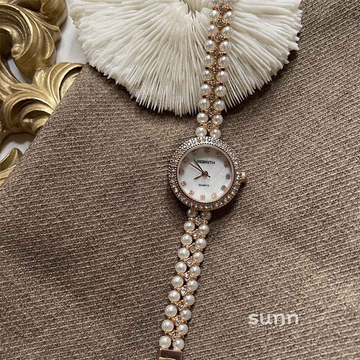 Bonnie Pearl Bracelet Watch [ZRE04RLJ]