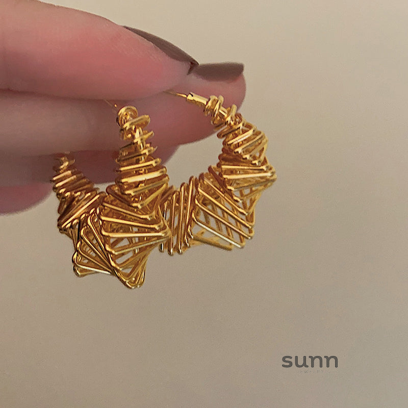 Bonnie Sculptural Gold Earrings [0WYZF4SQ]
