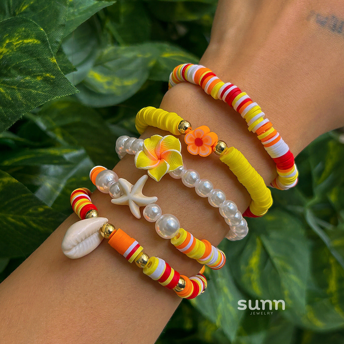Brayley Beaded Shell Bracelet Set [0INVA3BQ]