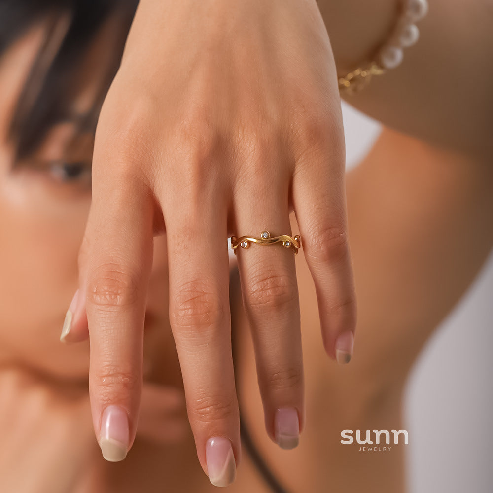 Brayley Leaf Diamond Open Ring [TO4G6LJO]