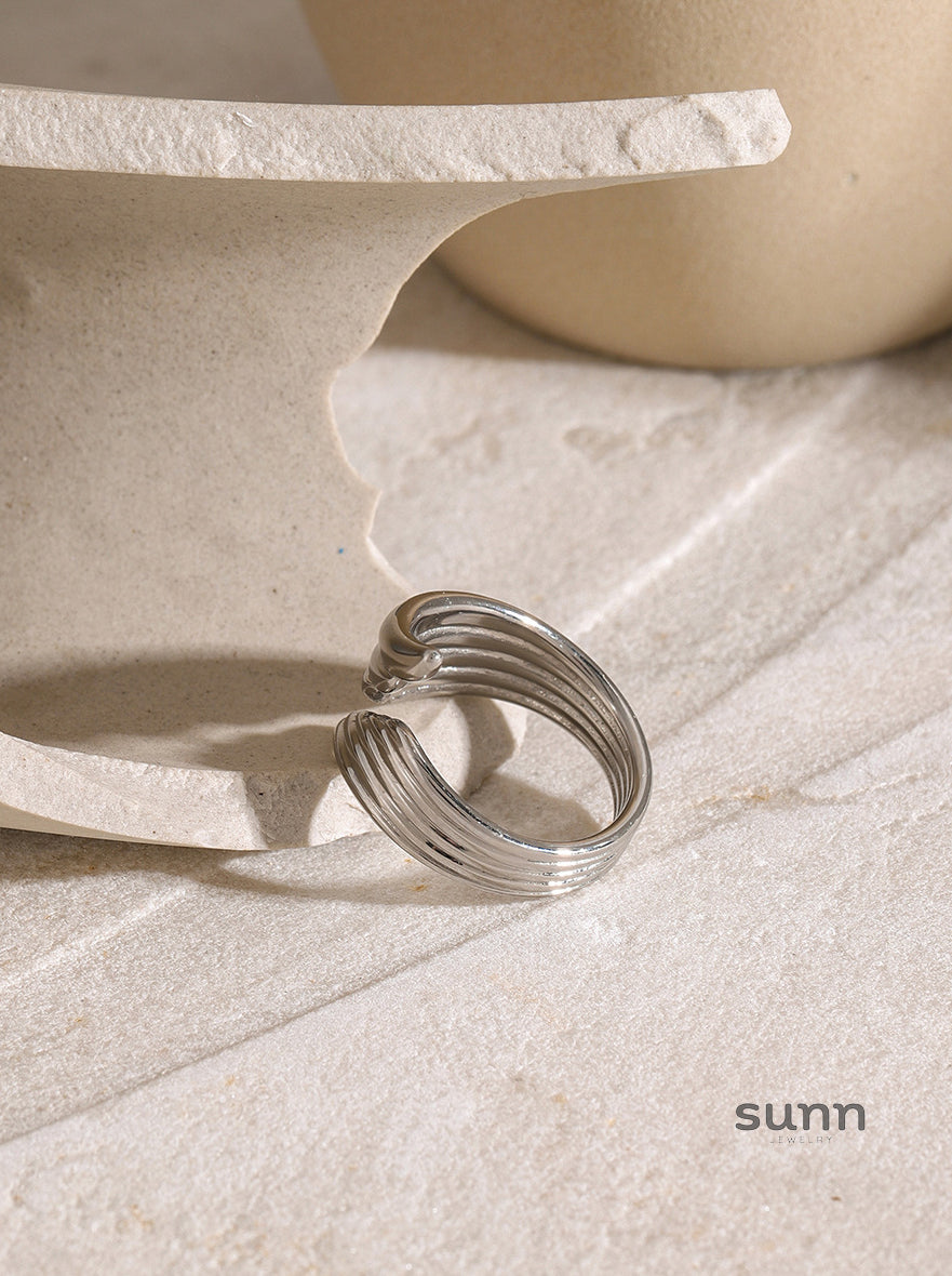 Brayley Winged Open Ring [AHZUWPIT]