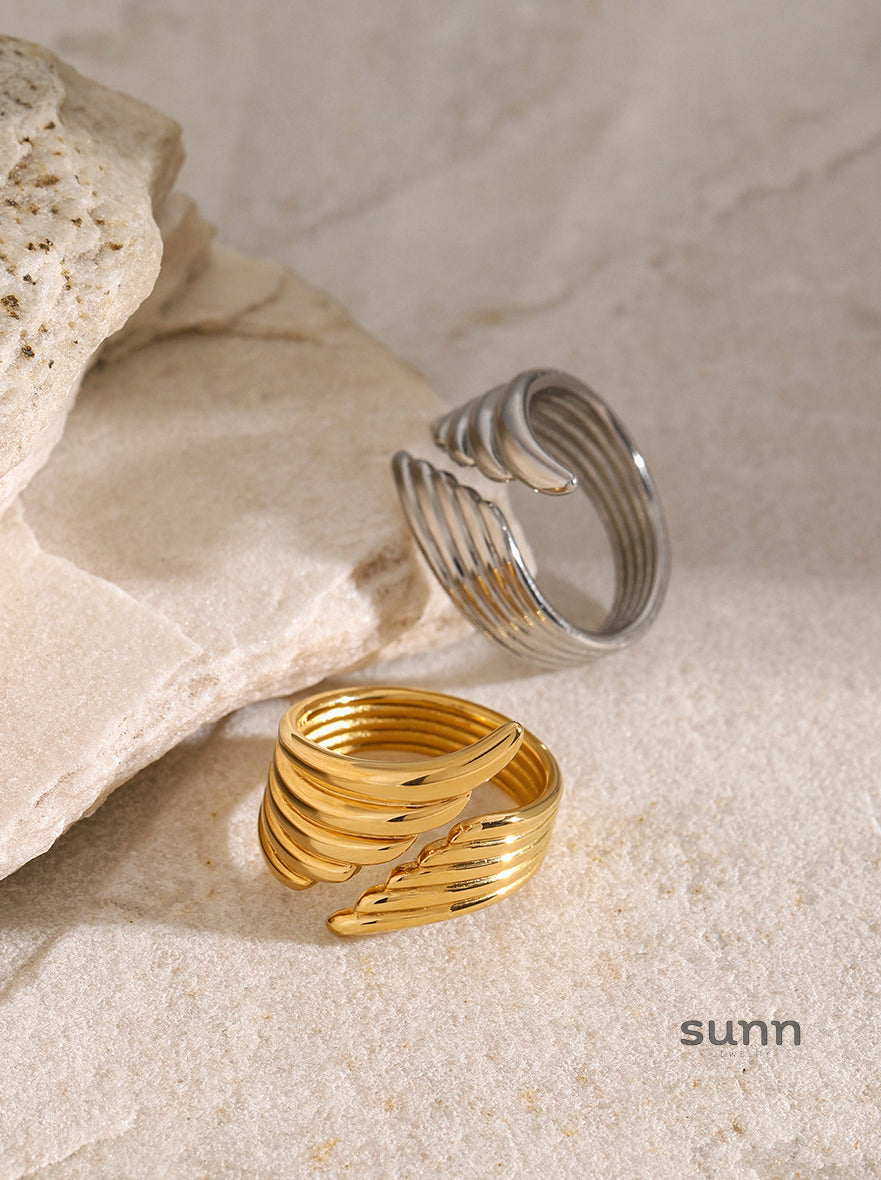 Brayley Winged Open Ring [HQ3PAILF]