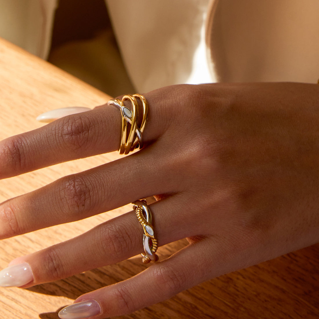 Breana Serpent Coil Ring [USHWF5DB]