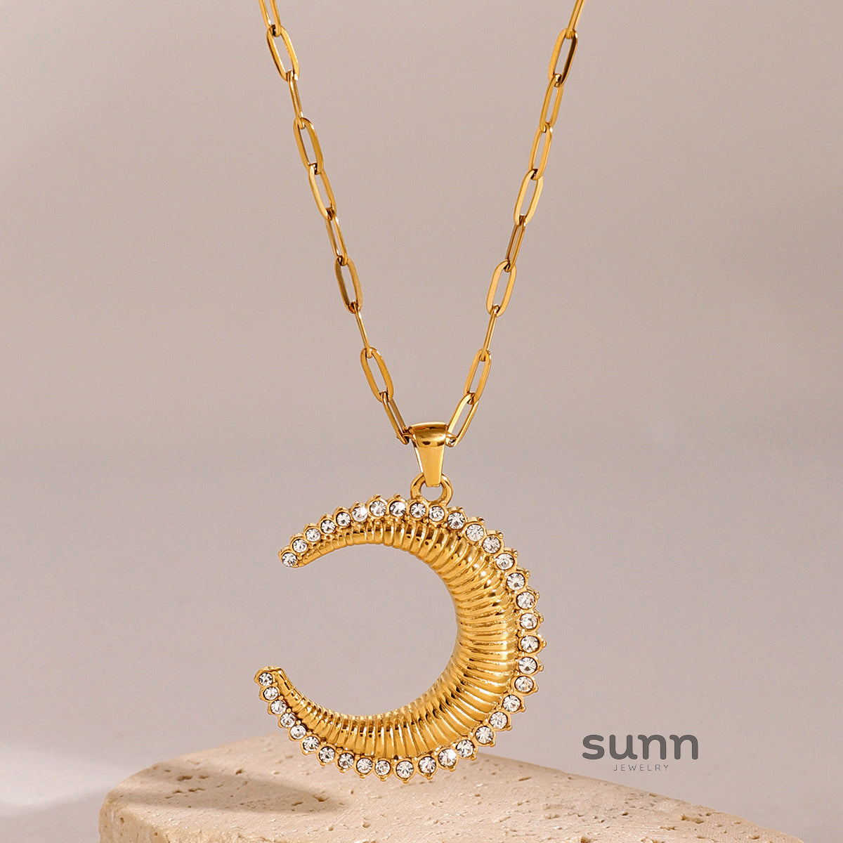 Brecklyn Sunflower Moon Necklace [5S9IA4T5]